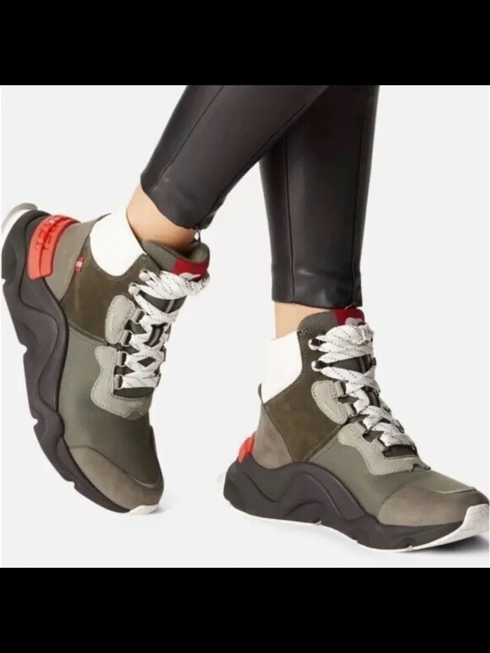 Sorel Women's Kinetic Renegrade Conquest Sneaker Boot Alpine Black Size 7